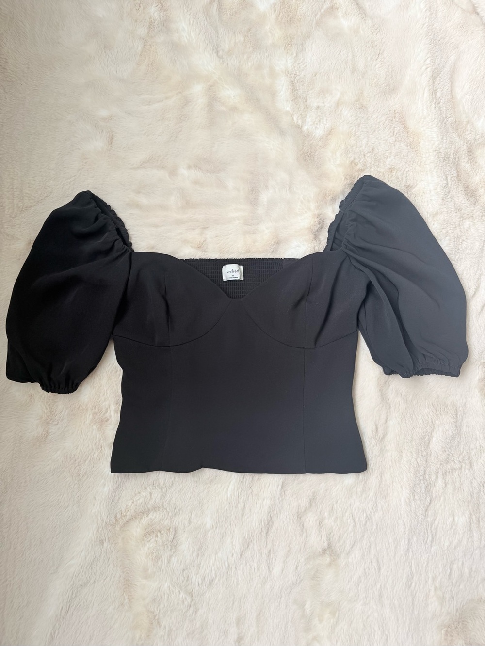 Aritzia Wilfred Puff-Sleeve Sweetheart Top - Black